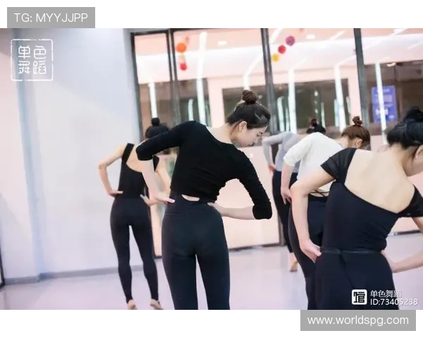 PG娱乐真人手机版开启全新线上娱乐体验，带你享受极致真人互动娱乐盛宴